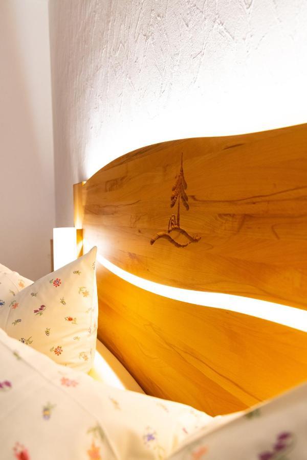 Rennsteighotel Gruener Baum Schmiedefeld am Rennsteig Luaran gambar
